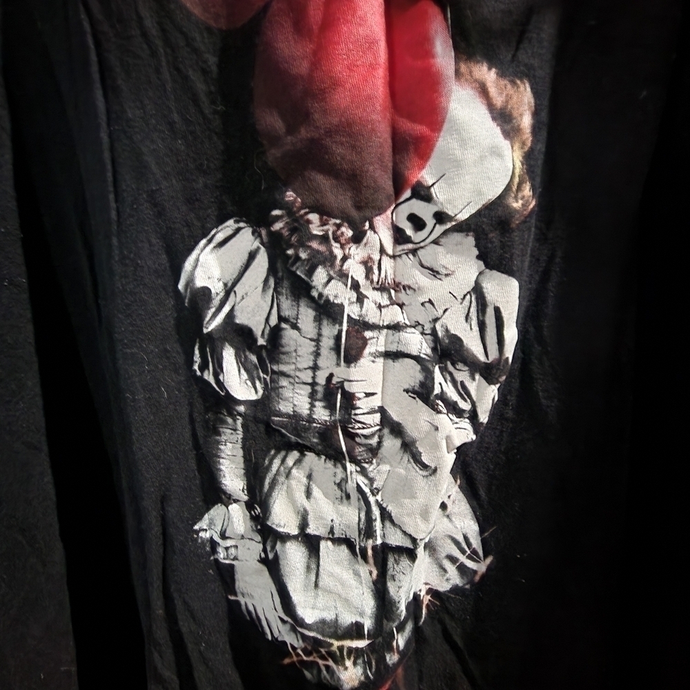 It "You'll Float Too" Black Graphic T Shirt Horror Movie Tee Men's 3XL Clown EUC - Picture 5 of 7